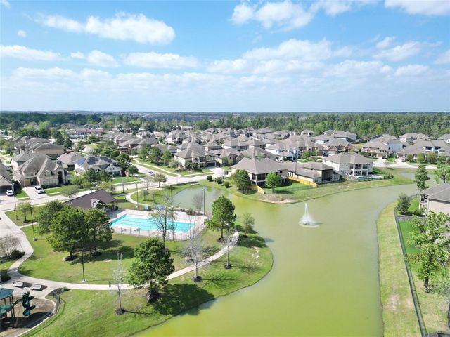 13236 Tracewood Hills Lane, Houston, TX 77044