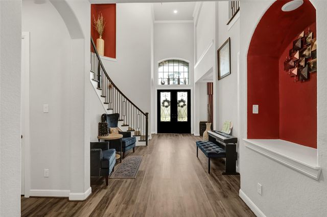 13236 Tracewood Hills Lane, Houston, TX 77044