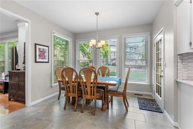 13400 W 116th Terrace, Overland Park, KS 66210