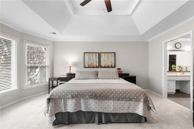 13400 W 116th Terrace, Overland Park, KS 66210