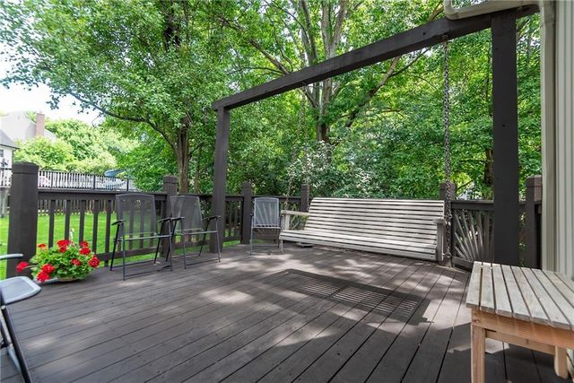 13400 W 116th Terrace, Overland Park, KS 66210