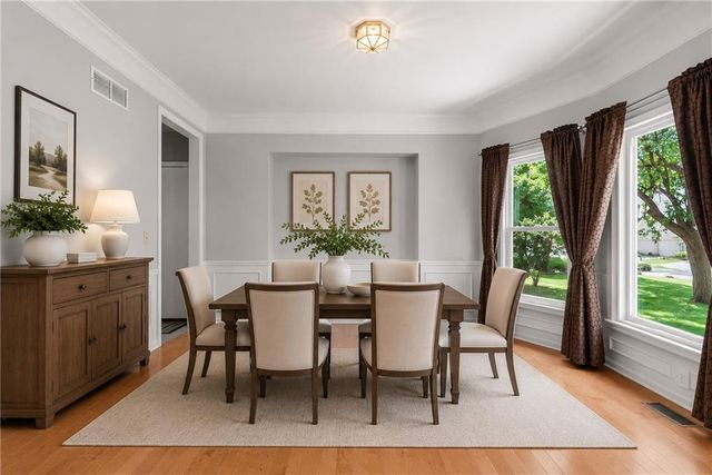 13400 W 116th Terrace, Overland Park, KS 66210