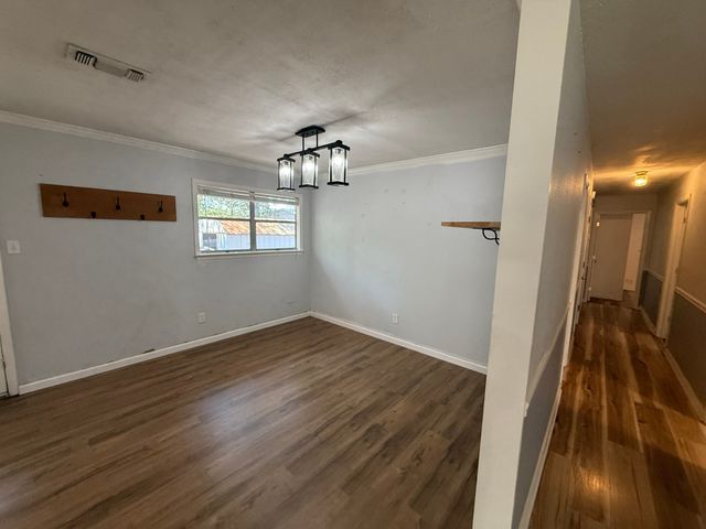 1285 Clark Road, Gainesville, TX 76240