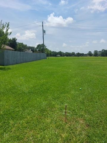 3204 Meadow Bay Lane, Dickinson, TX 77539