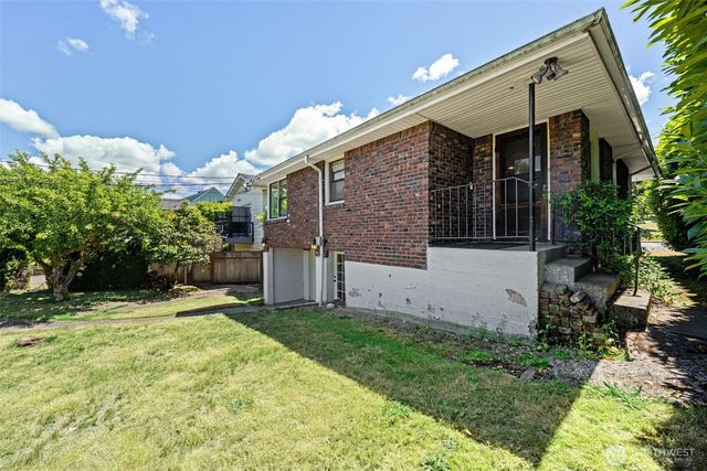 1119 N Tacoma Avenue, Tacoma, WA 98403