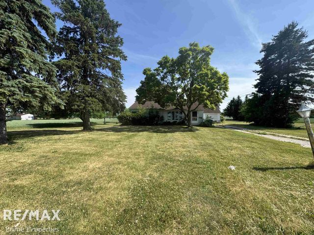 5154 Hess Road, Buena Vista Twp, MI 48601