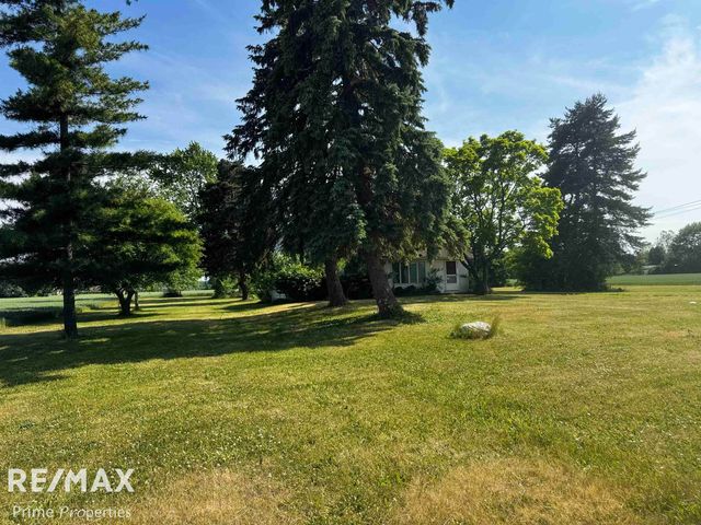 5154 Hess Road, Buena Vista Twp, MI 48601