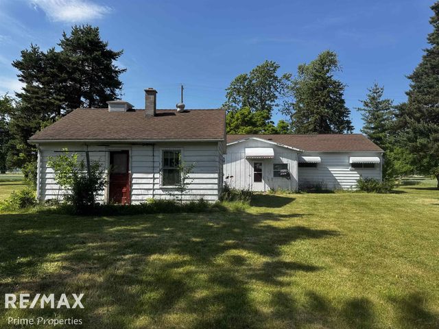 5154 Hess Road, Buena Vista Twp, MI 48601