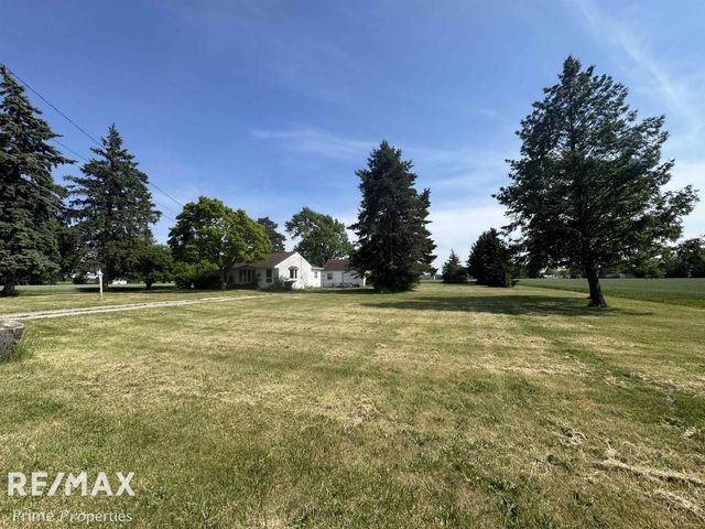 5154 Hess Road, Buena Vista Twp, MI 48601