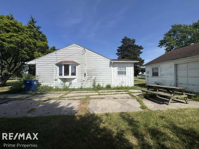 5154 Hess Road, Buena Vista Twp, MI 48601