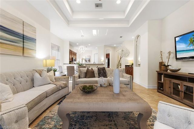 7393 Moorgate Point WAY, Naples, FL 34113