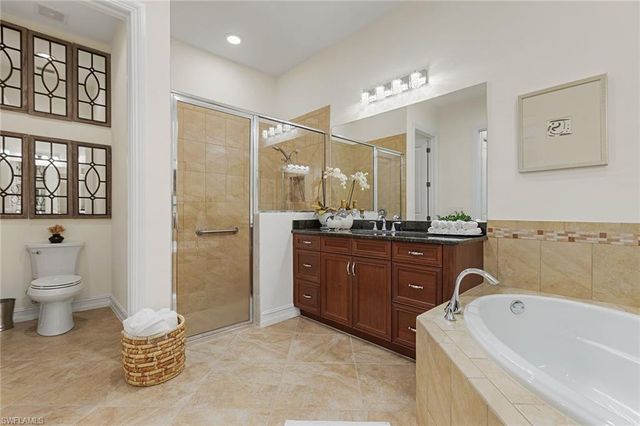 7393 Moorgate Point WAY, Naples, FL 34113