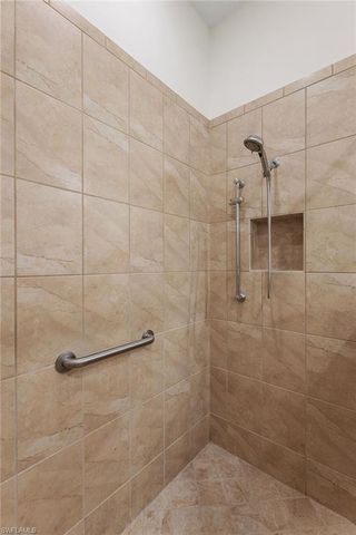 7393 Moorgate Point WAY, Naples, FL 34113