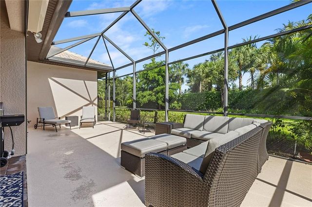7393 Moorgate Point WAY, Naples, FL 34113