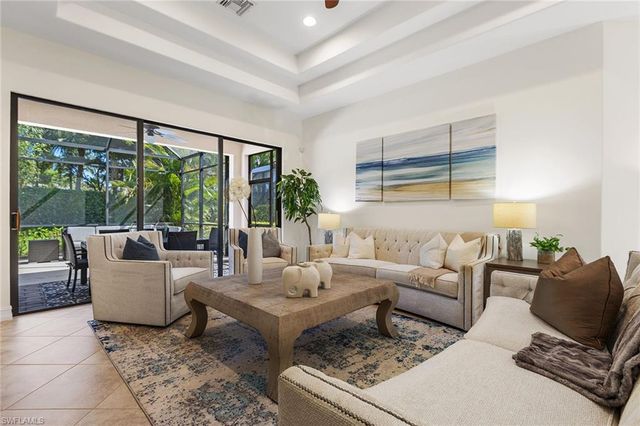 7393 Moorgate Point WAY, Naples, FL 34113