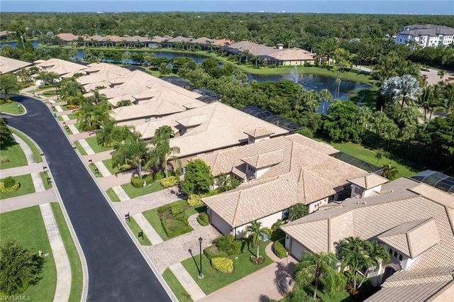 7393 Moorgate Point WAY, Naples, FL 34113