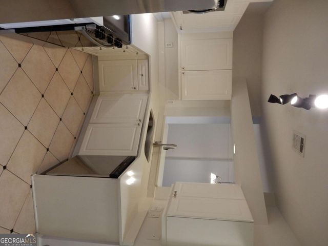 3334 Peachtree Road NE 1213, Atlanta, GA 30326
