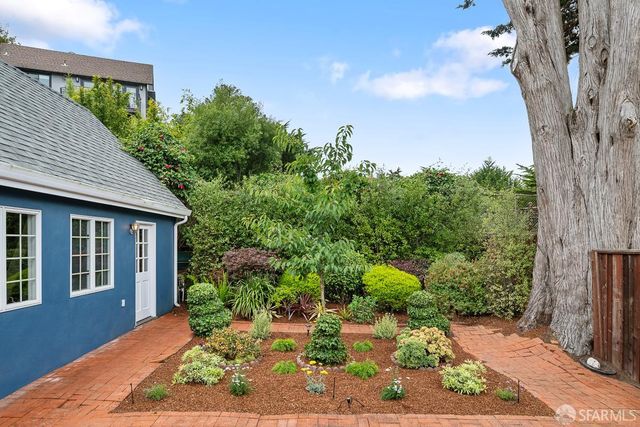 1985 8th Avenue, San Francisco, CA 94116