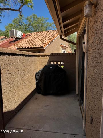 7020 W OLIVE Avenue 224, Peoria, AZ 85345