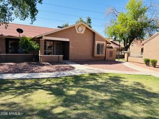 7020 W OLIVE Avenue 224, Peoria, AZ 85345