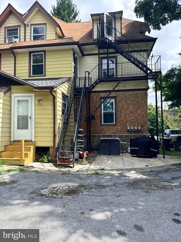 24 OWEN AVE, Lansdowne, PA 19050