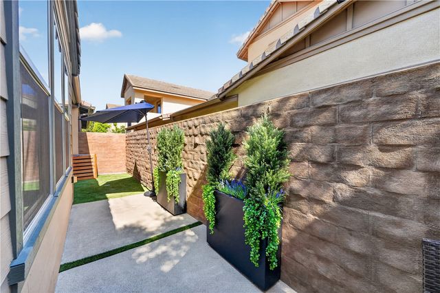 51 Garcilla Drive, Rancho Mission Viejo, CA 92694
