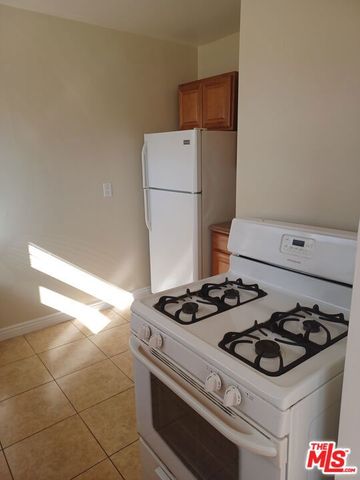 1427 17th Street C, Santa Monica, CA 90404