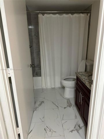 2240 N Cypress Bend Dr 805, Pompano Beach, FL 33069