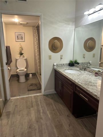 2240 N Cypress Bend Dr 805, Pompano Beach, FL 33069