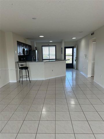 2240 N Cypress Bend Dr 805, Pompano Beach, FL 33069