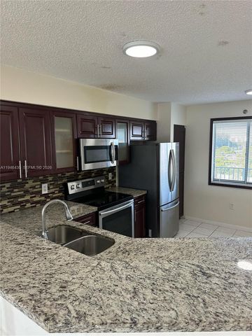 2240 N Cypress Bend Dr 805, Pompano Beach, FL 33069