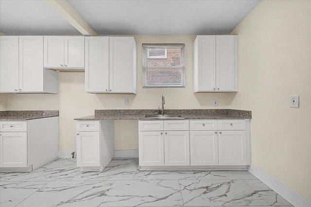 16631 Sorrento Street, Detroit, MI 48235