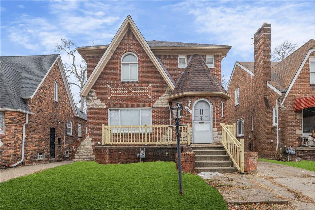 16631 Sorrento Street, Detroit, MI 48235