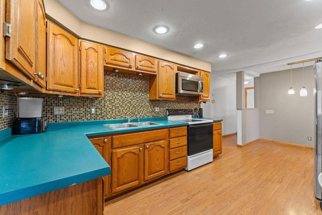 N7726 Wendlick Road, Pardeeville, WI 53954