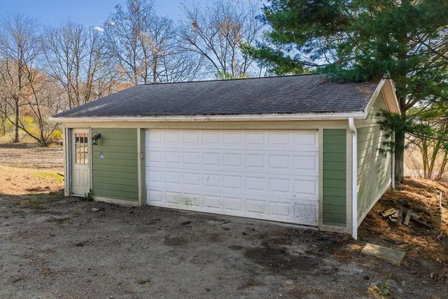 N7726 Wendlick Road, Pardeeville, WI 53954