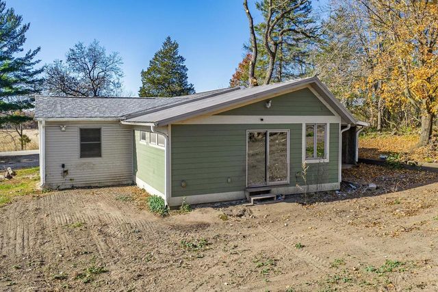 N7726 Wendlick Road, Pardeeville, WI 53954