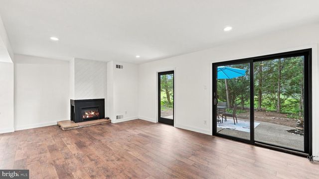 10 ASPEN, New Hope, PA 18938
