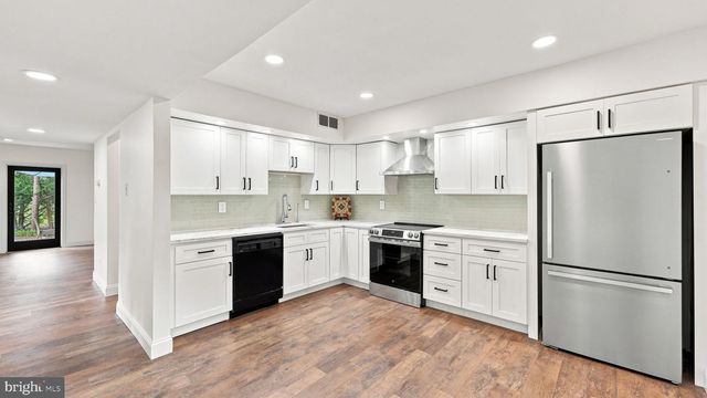 10 ASPEN, New Hope, PA 18938
