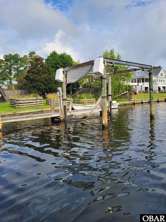 Image 3 of property listing at 4101 Tarkle Ridge Drive, Kitty Hawk, NC 27949