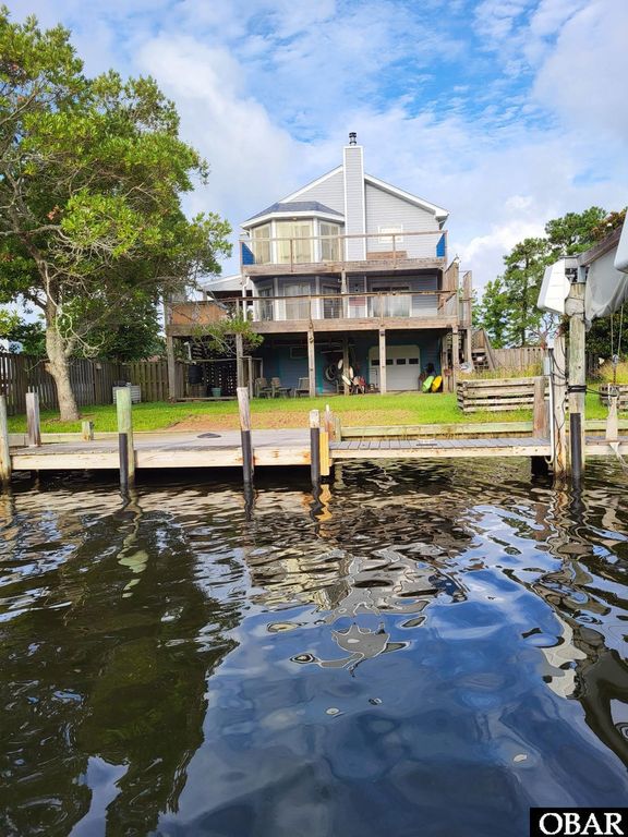 Image 4 of property listing at 4101 Tarkle Ridge Drive, Kitty Hawk, NC 27949