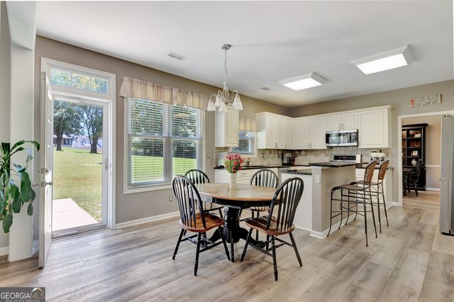 115 Saddle Ridge Way, Fayetteville, GA 30215