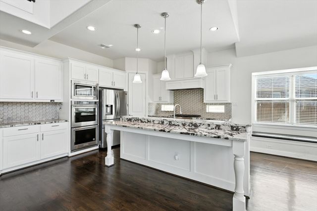 2839 Terrosa Drive, Grand Prairie, TX 75054