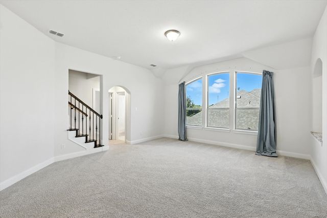 2839 Terrosa Drive, Grand Prairie, TX 75054