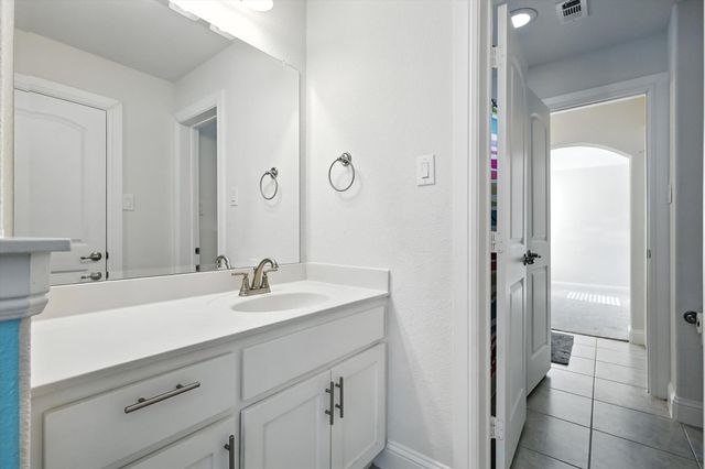 2839 Terrosa Drive, Grand Prairie, TX 75054