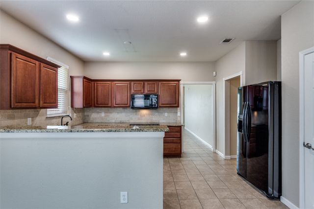 1305 Pepperfield Court, Fort Worth, TX 76028