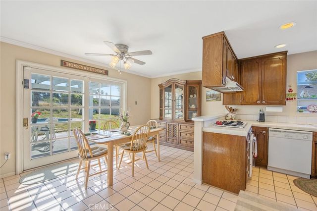 27971 Featherstar, Saugus, CA 91350