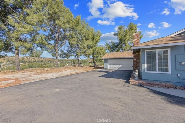 27971 Featherstar, Saugus, CA 91350