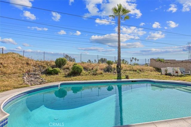 27971 Featherstar, Saugus, CA 91350