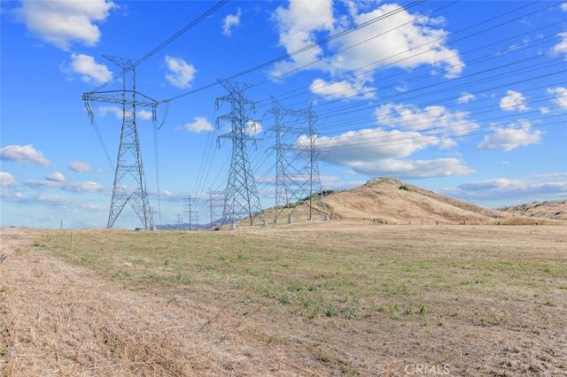 27971 Featherstar, Saugus, CA 91350