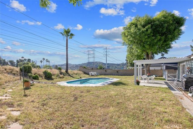 27971 Featherstar, Saugus, CA 91350